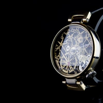 08-home-slide3-copyright